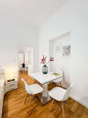 Dining - TurnKey | W Apartment II by Wenceslas square (Praha 1)