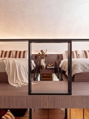 2 bedrooms, iron/ironing board, travel cot, WiFi - TurnKey | Wenceslas square Two Bedroom Loft Ap. (Praha 1)