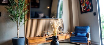 Cirene House Modern Apartment in Santa Ana.