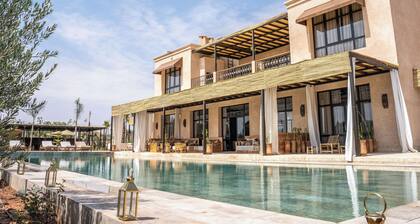 Majestic Luxury Villa 12 Bedrooms 30 people