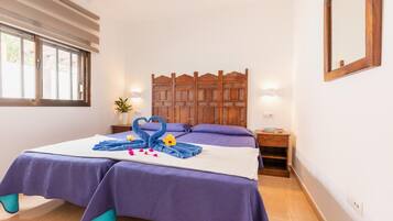 3 slaapkamers, een strijkplank/strijkijzer, wifi, beddengoed