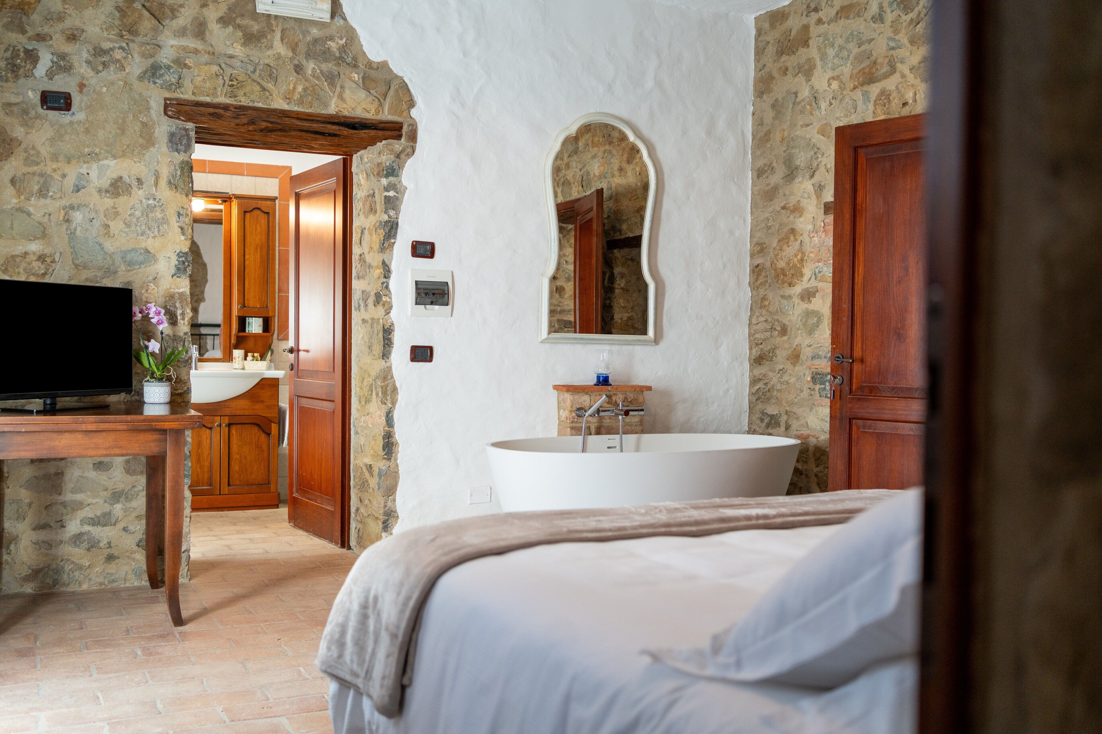 4 Schlafzimmer, WLAN, Bettwäsche