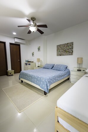 1 Schlafzimmer, Bügeleisen/Bügelbrett, kostenloses WLAN, Bettwäsche