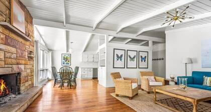 Relax and Play! 5 bdrm 3 ba family getaway w/heated pool, hot tub and game room!