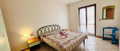 Duplex | Iron/ironing board