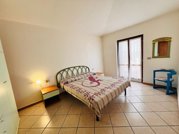 Duplex | Iron/ironing board