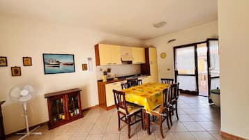 Duplex | Private kitchenette