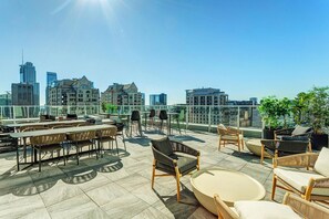 Outdoor dining - Montreal - Stanbrooke Terre II - 1BR (207) (Montreal)