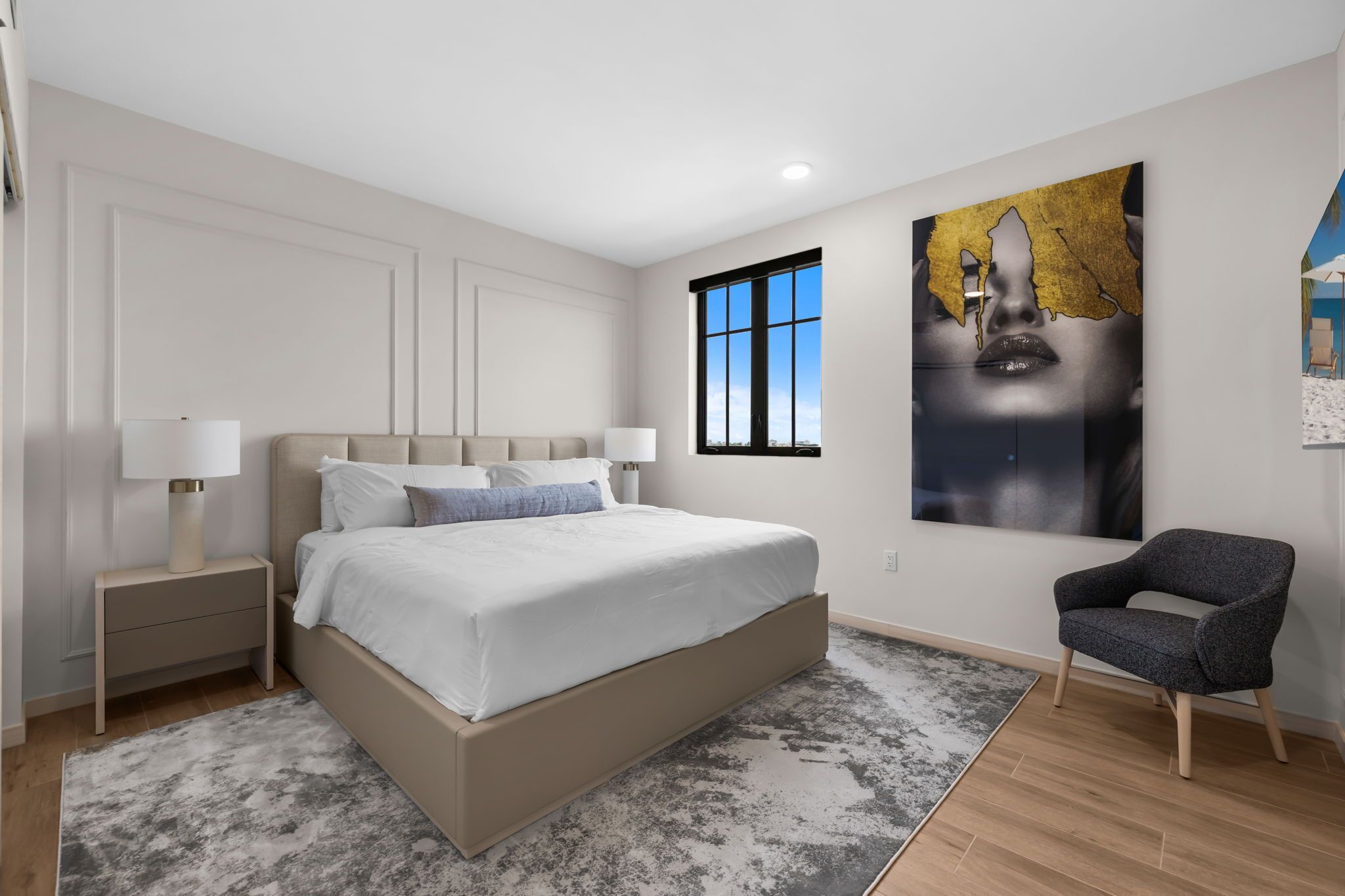Superior Condo | Premium bedding, laptop workspace, soundproofing, iron/ironing board