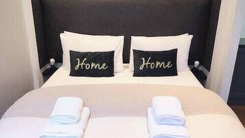 BĂŒgeleisen/BĂŒgelbrett, WLAN, BettwĂ€sche