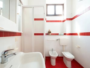 Casa, 2 quartos, para fumantes | Banheiro
