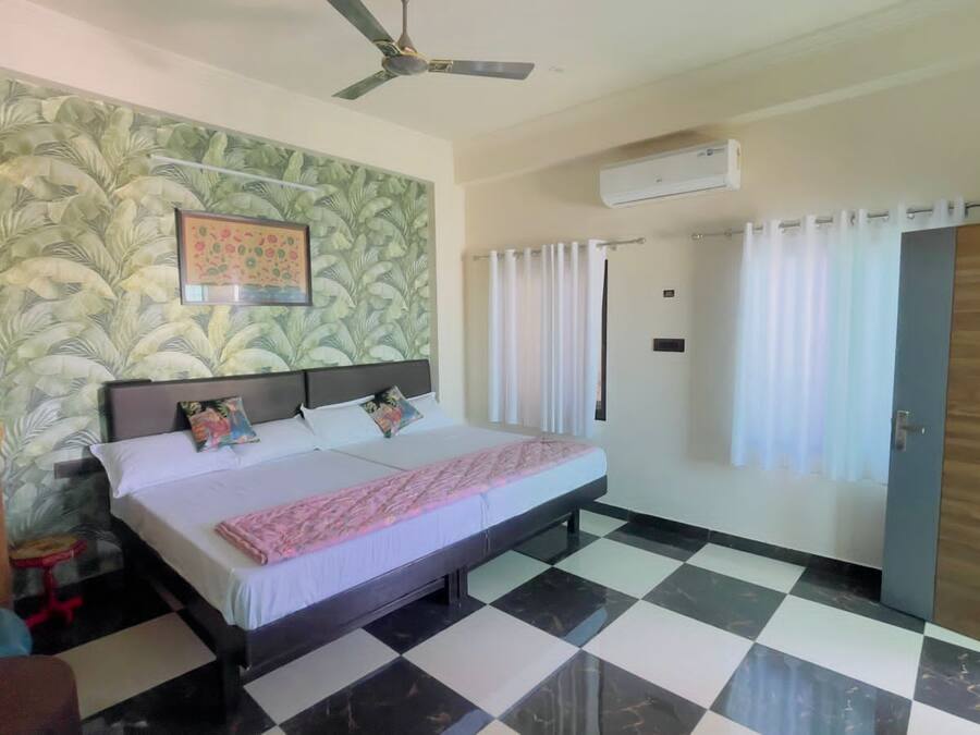 Chambre Quadruple Familiale, vue ville | Bureau, chambres insonorisées, Wi-Fi gratuit