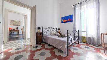 3 chambres, bureau, fer et planche Ă repasser, Wi-Fi