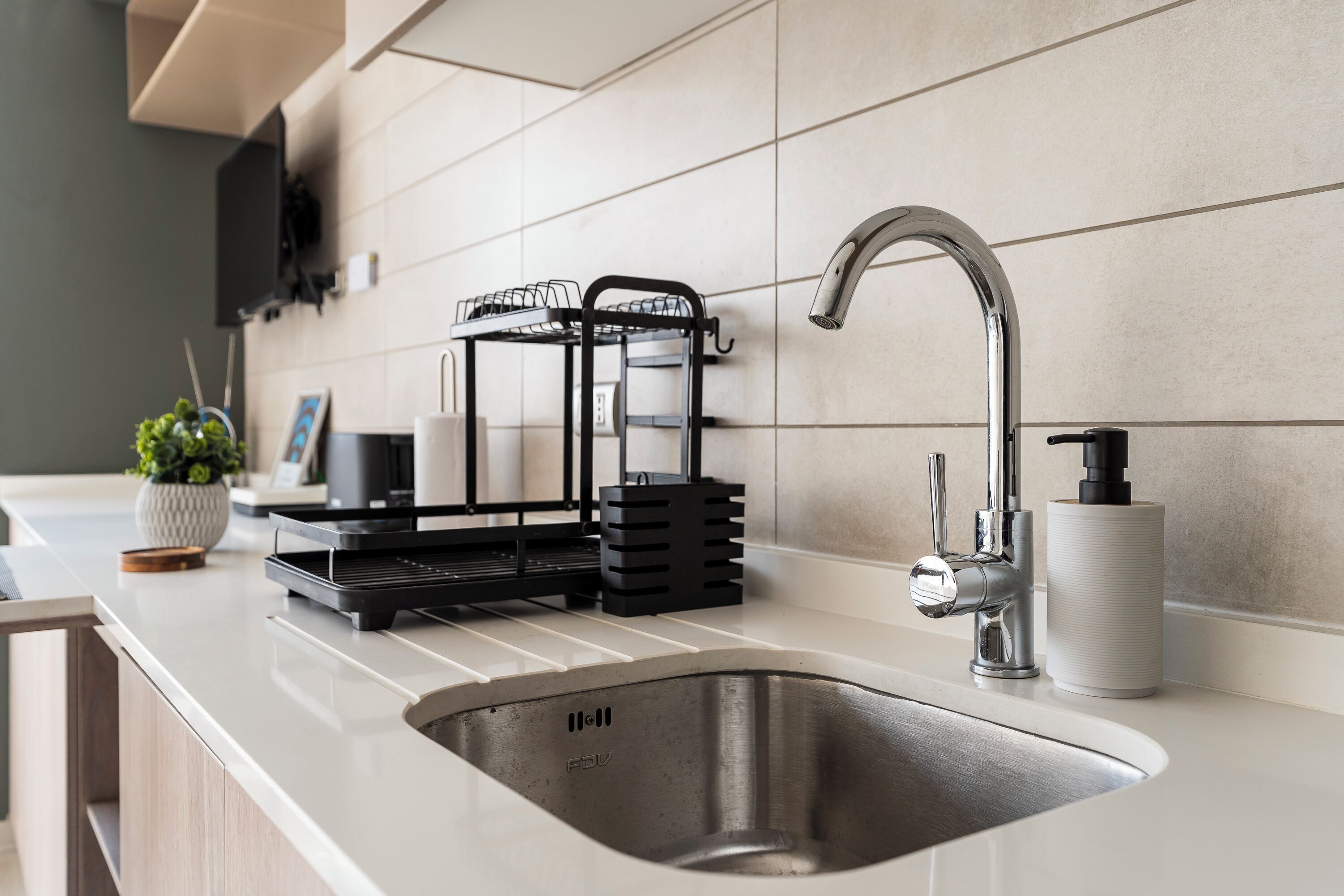 Comfort Apartment, City View | Private kitchen