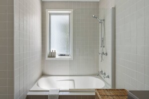 Shower, towels