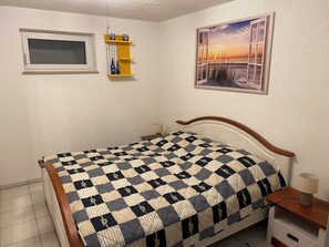 1 bedroom, iron/ironing board, free WiFi - Cozy vacation apartment "Weitblick Unterdeck" near the Baltic Sea (Hoikendorf)