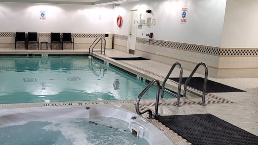 Lux Lakeview Suite CNTower Free Parking