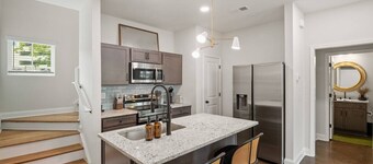 B-Contemporary Columbia Duplex| Near USC & Main St