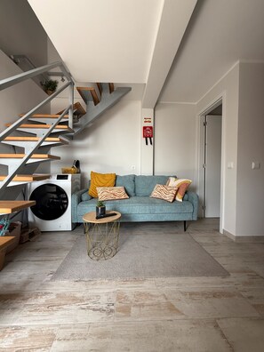 TV - Tini's House | Madeira Holiday (Gaula)