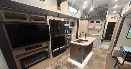 Puma Destination RV in charming Granger!