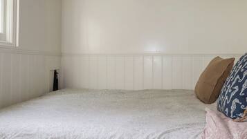 1 Schlafzimmer, individuell dekoriert, individuell eingerichtet