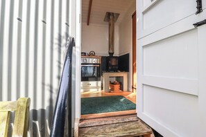 Terrace/patio - Hilbre Shepherd Hut (Padstow)