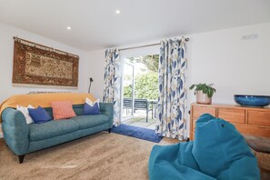 Living area - Hilbre (Padstow)