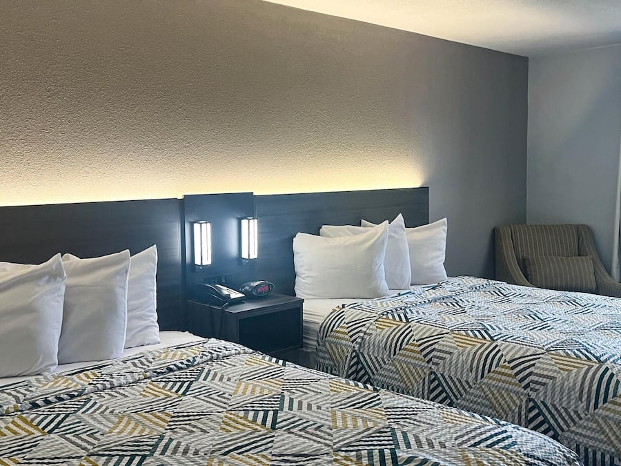 Wi-Fi de cortesia, roupa de cama