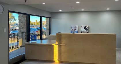 MOTEL 6 Victorville Green Tree Blvd