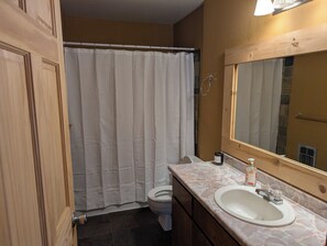 Håndklæder, Sæbe, Toiletpapir