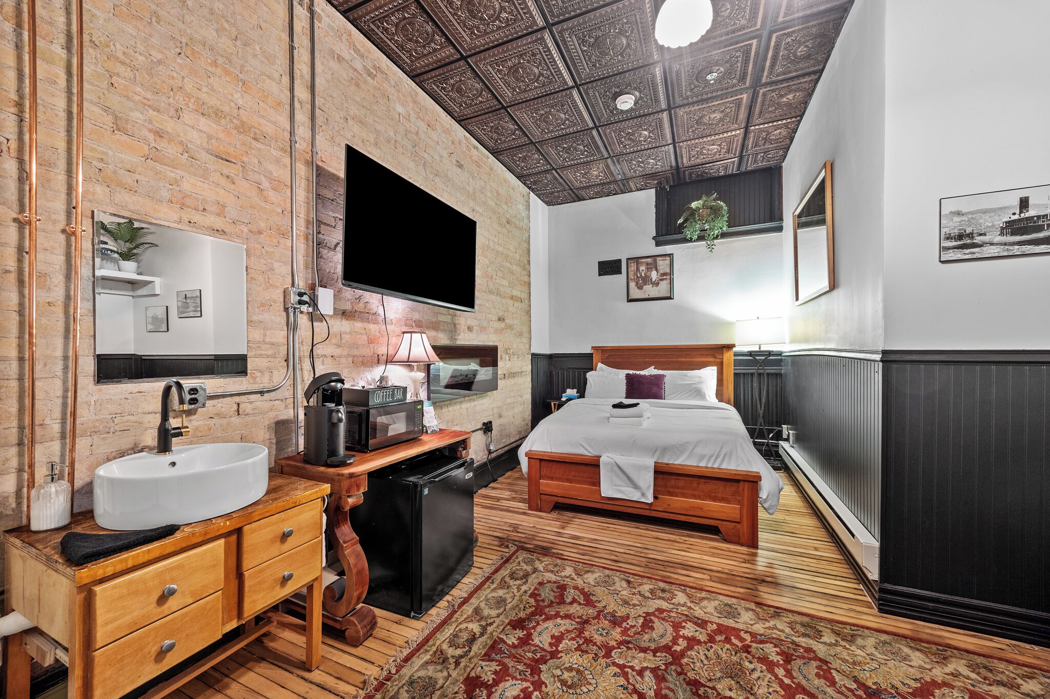 Deluxe-rum | Strykjärn/strykbräda, gratis wi-fi och sängkläder