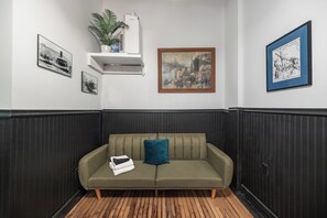 豪華客房 | 熨斗/熨衫板、免費 Wi-Fi