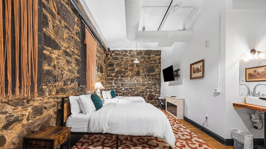 Swedetown European Style Hostel