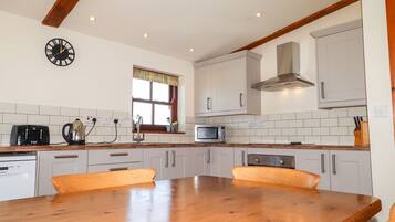 Lavavajillas y utensilios de cocina