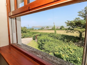 Interior - Ty Fferm (Newport)