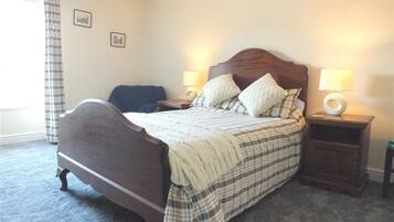 2 slaapkamers, individueel gedecoreerd, individueel gemeubileerd