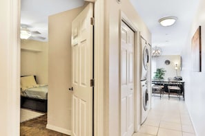 2 soverom, strykejern/-brett, wi-fi og sengetøy