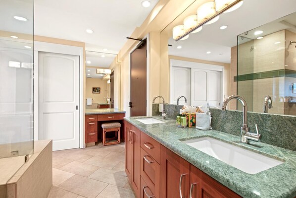 Unclassified image, 1 of 10, button