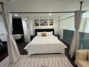 2 bedrooms, desk, iron/ironing board, free WiFi