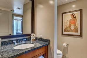 Shower, hair dryer, towels - Honua Kai Hokulani | 2 Free Rental Cars | KBM Resorts | Large Floorplan | 2 Units, 4 Bedrooms | ML-1790 (Lahaina)