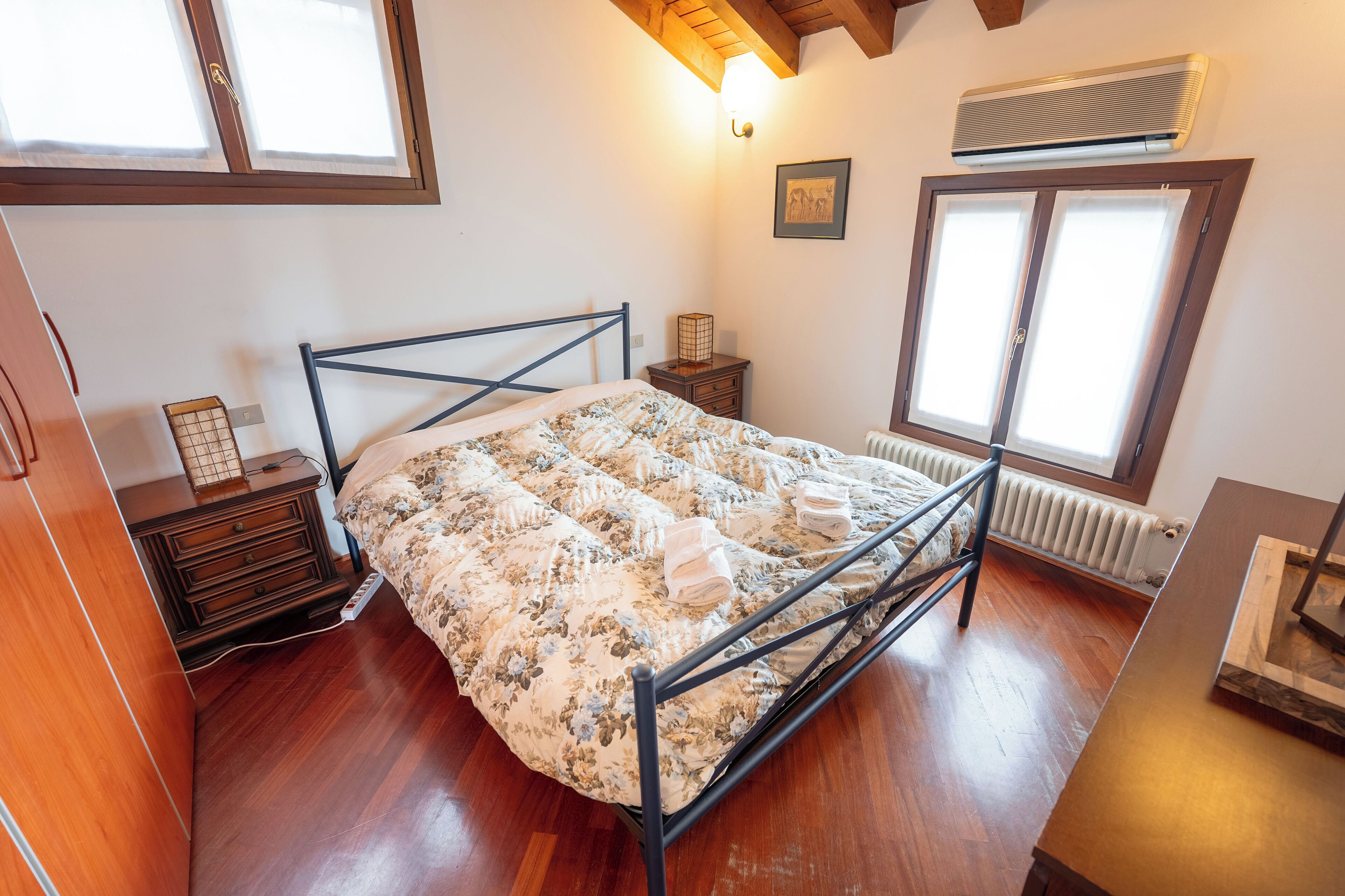 2 Schlafzimmer, Bügeleisen/Bügelbrett, WLAN, Bettwäsche