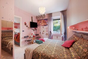 مكواة/لوح كي وواي فاي وملاءات أسرّة