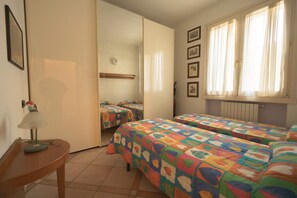 Bügeleisen/Bügelbrett