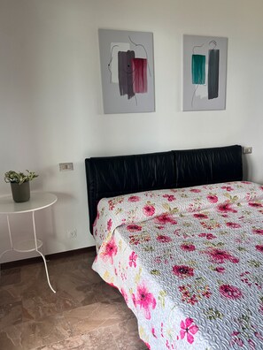 Bügeleisen/Bügelbrett, WLAN