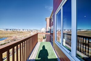 المنطقة المحيطة بالمنشأة