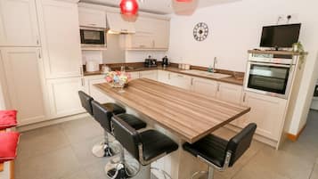 Lavavajillas, utensilios de cocina