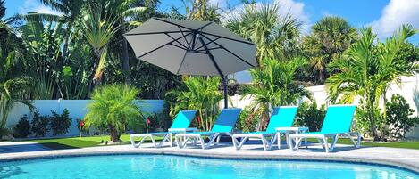 Outdoor pool, a heated pool