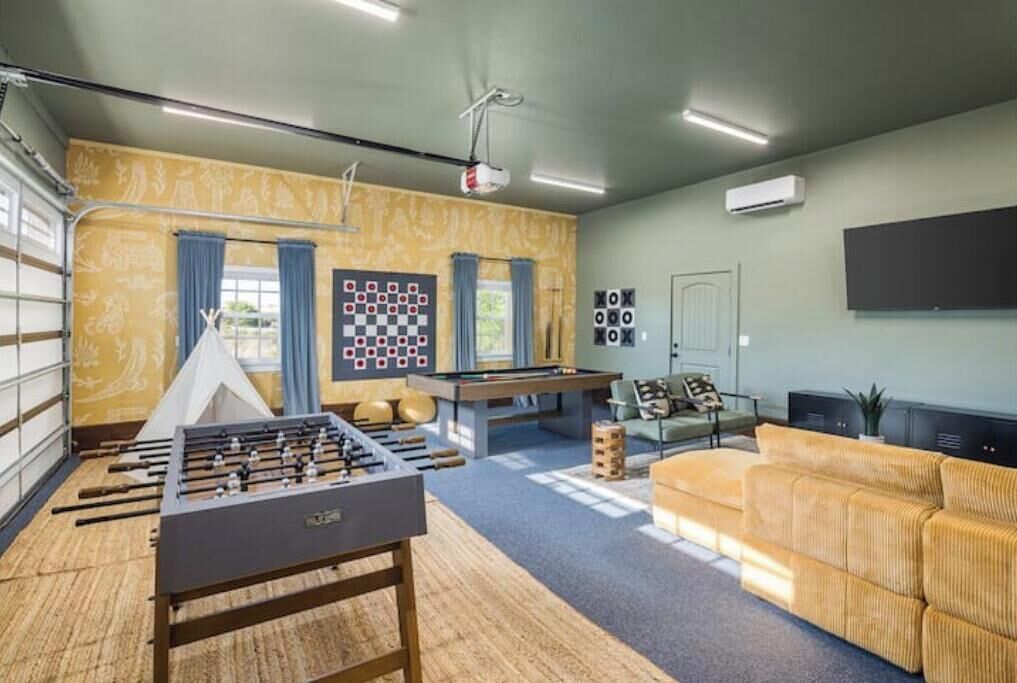 غرفة الألعاب