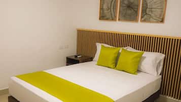 Double or Twin Room | Free WiFi