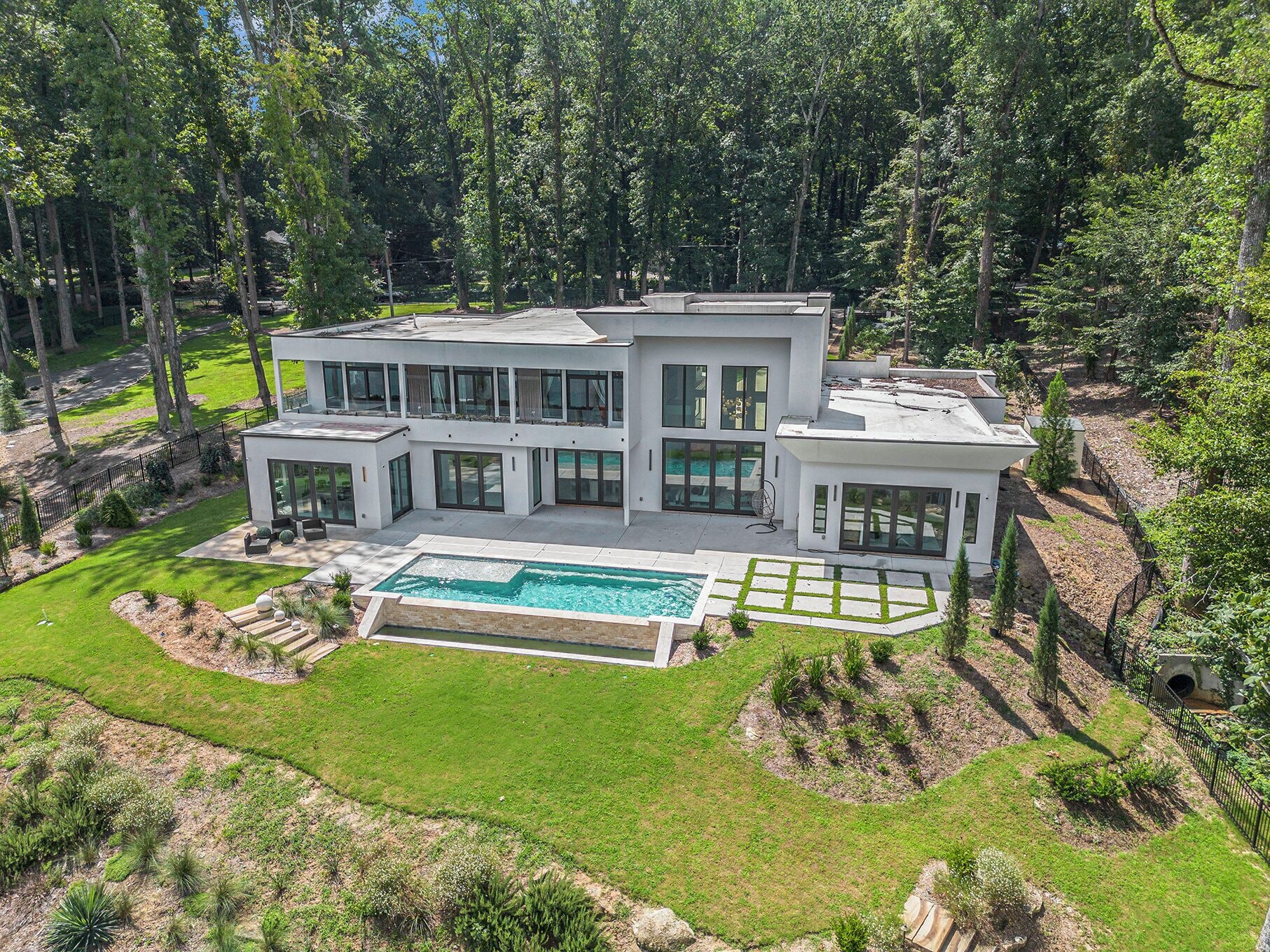 Aerial view + Swimming pool